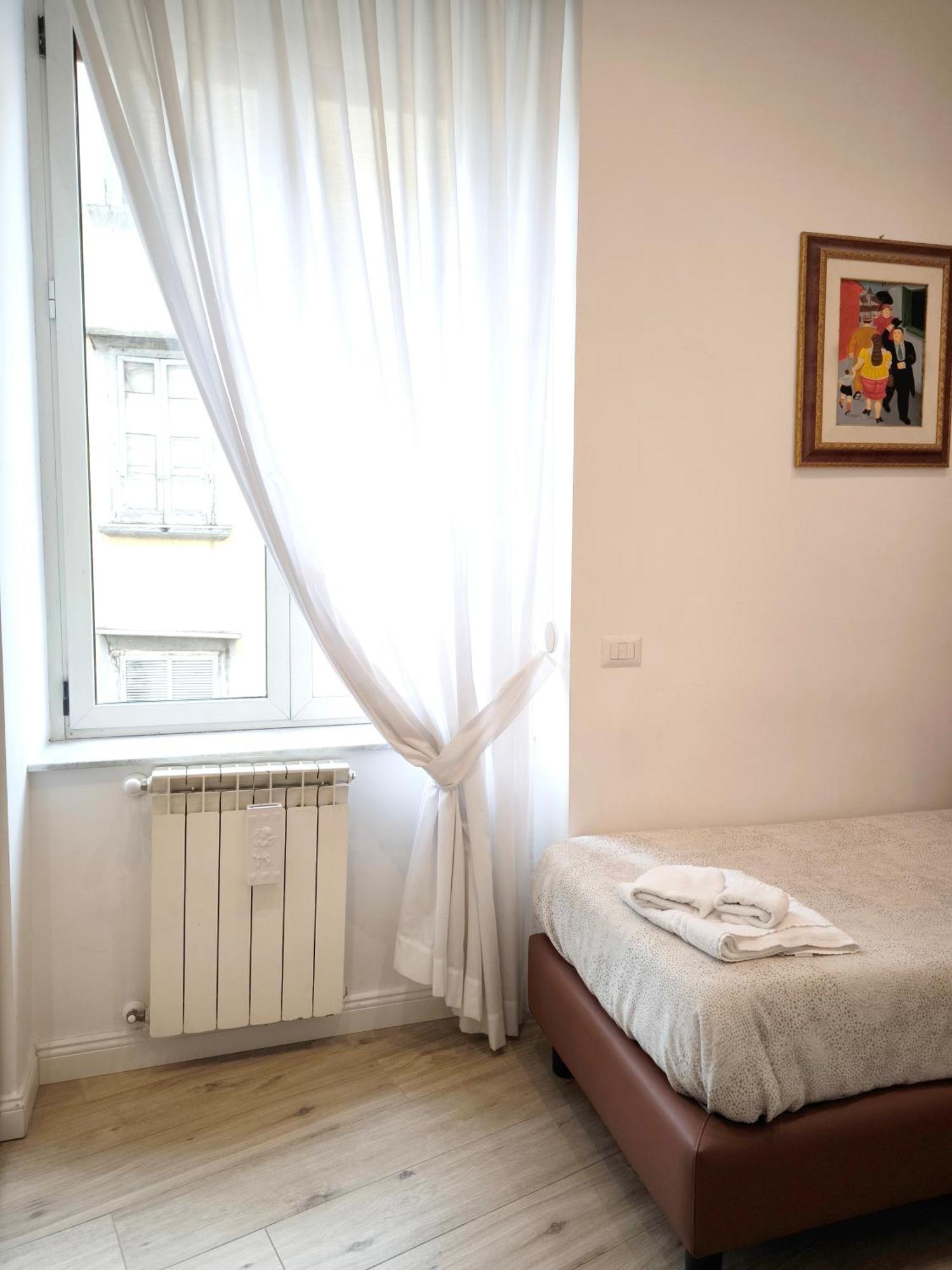 Agora Singola Con Bagno Privato Adiacente Bed & Breakfast Naples Exterior photo